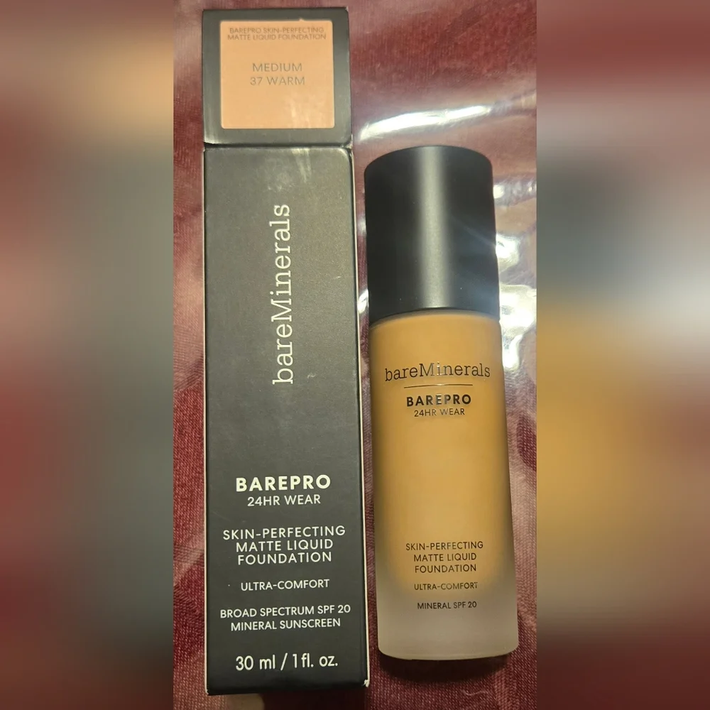 BareMinerals 24HR Wear Matte Liquid Foundation Mineral SPF 20 (Medium 37 Warm)